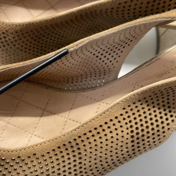 Hispanitas Perforated Leather Sling-back - Picture 10 of 10